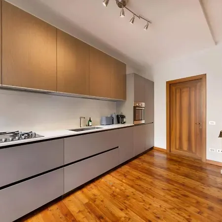 Maggiore Apartment