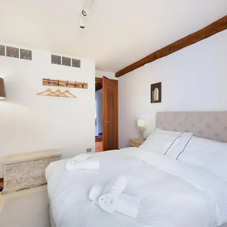 Apartment Maggiore